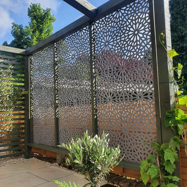 Decorative screen and pergola